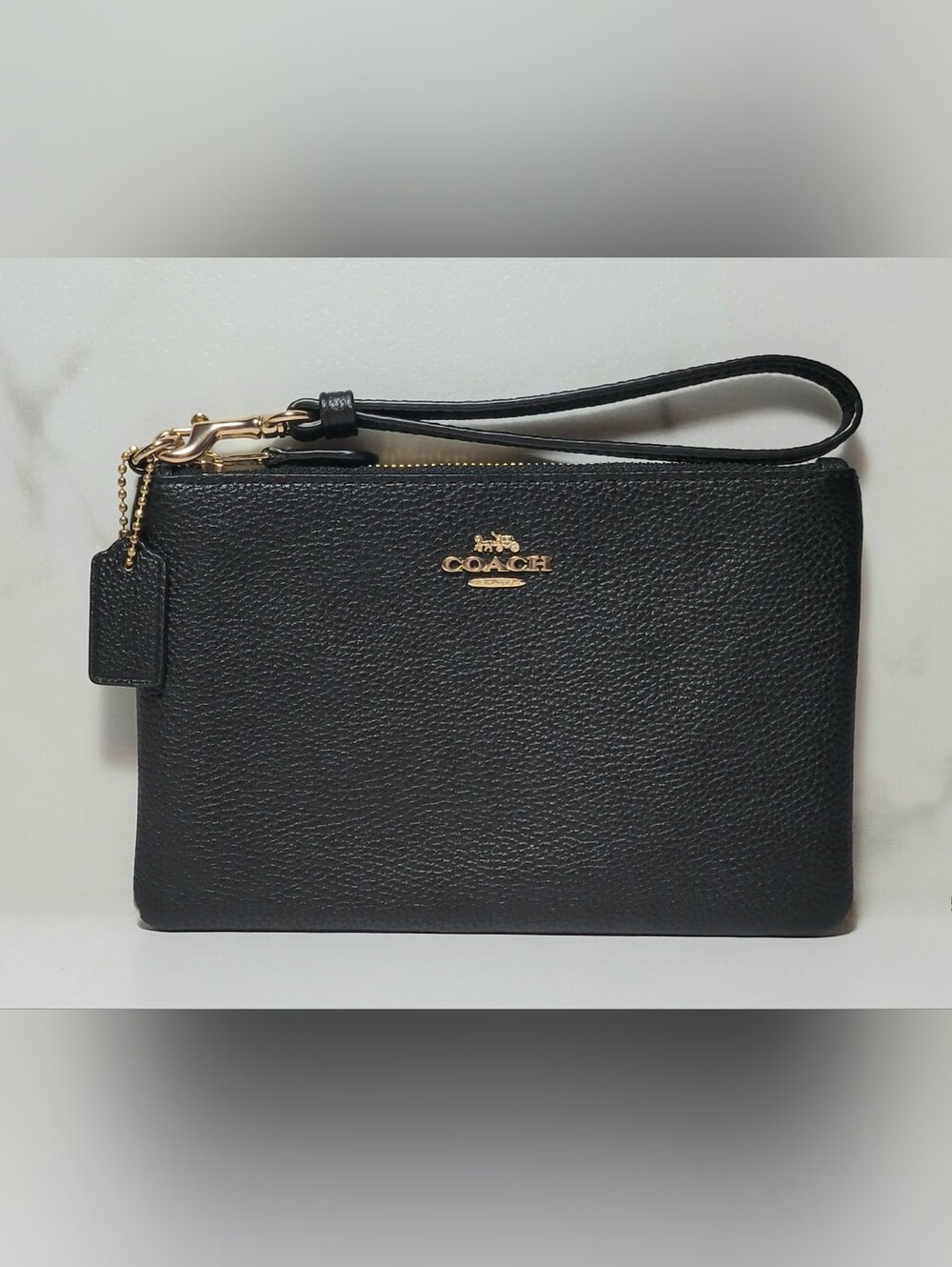 Coach Corner Zip Leather Wristlet With Leather Tag Black Size Small NWOT